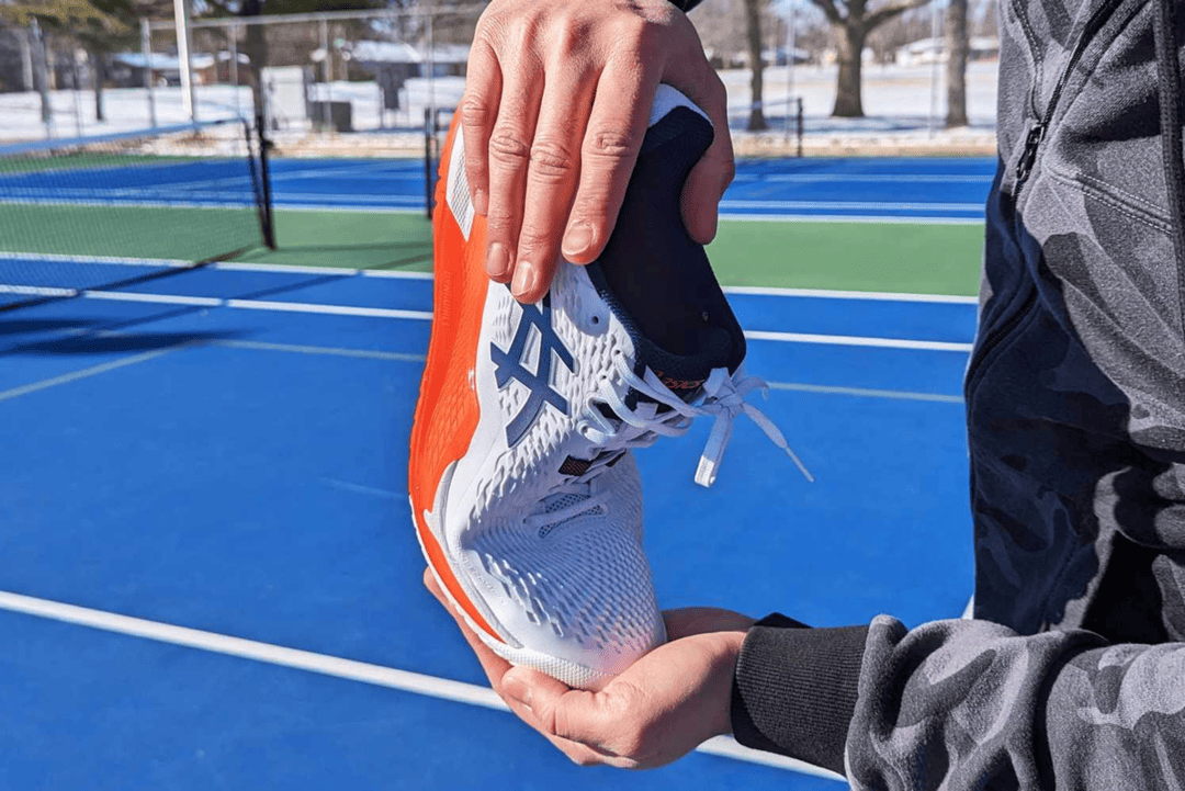 Hướng dẫn chọn giày chơi pickleball cực chuẩn
