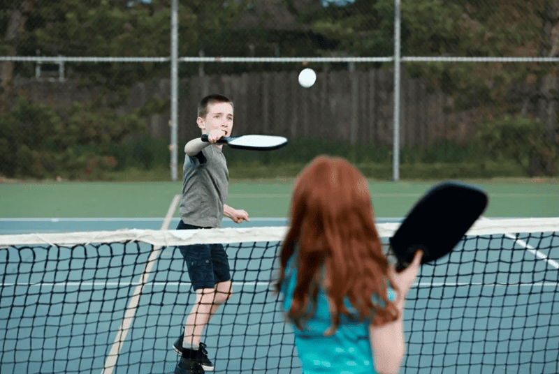 Môn thể thao Pickleball phù hợp với độ tuổi nào 1