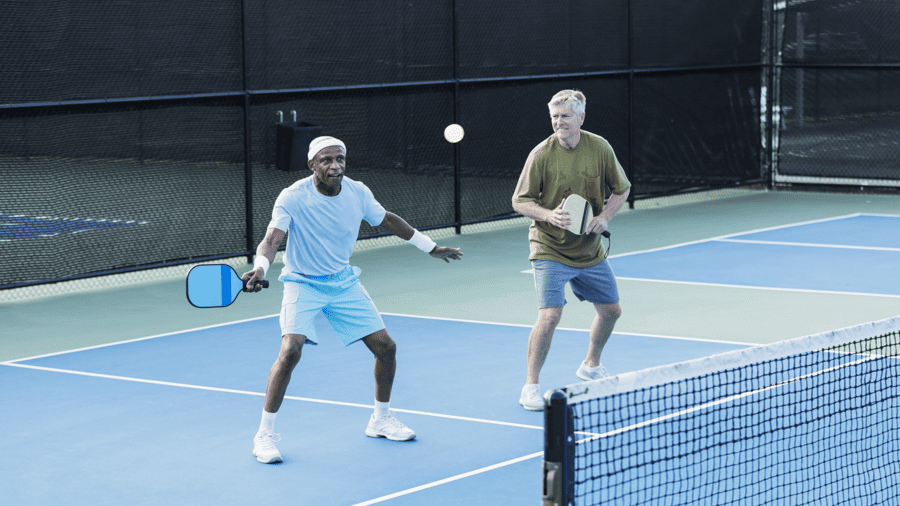 Vợt pickleball cho nam nên có grip size bao nhiêu 4
