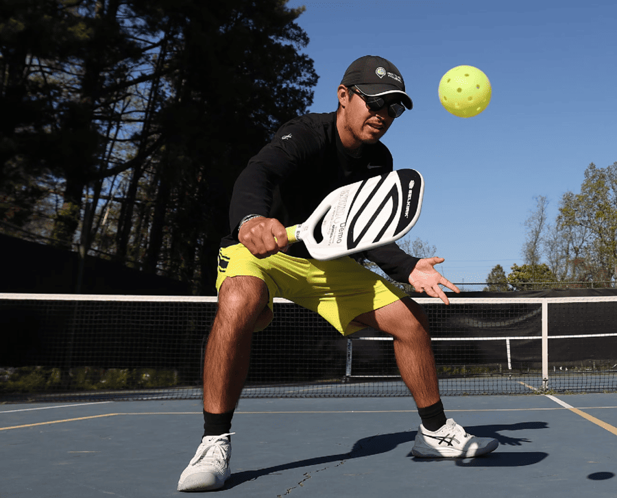 Vợt pickleball cho nam nên có grip size bao nhiêu