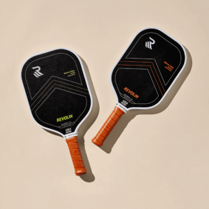 Cách chọn vợt pickleball cho nữ chuẩn – vừa tay – hiệu quả