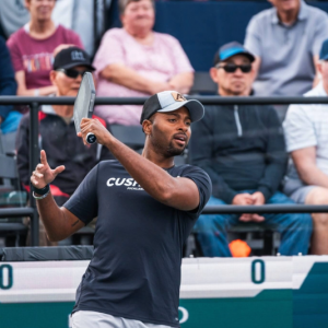 Vượt mức pickleball là gì? Top các ngôi sao thể thao chơi pickleball